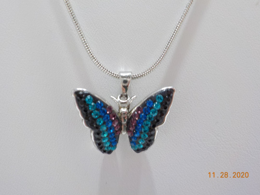 【BLACKPURPLE】BlackPurple 5P Silver Gray Butterfly Necklace MUSINSA | BLACK PURPLE 5P Silver Gray Butterfly Necklace