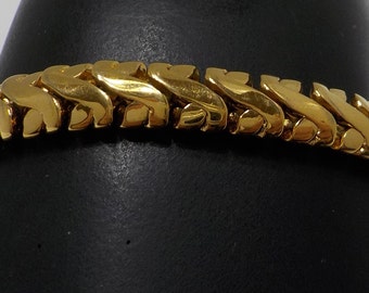 Vintage Monet Gold Tone Link Bracelet (6940) Classic!