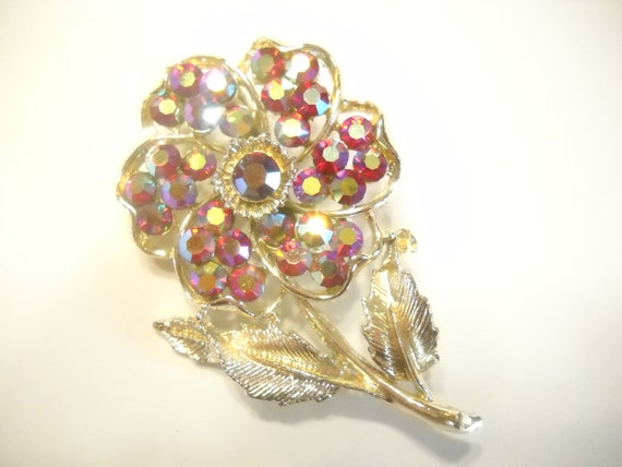 Vintage RED AURORA BOREALIS Rhinestone Brooch----… - image 2