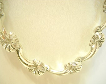 Vintage Silver Tone Link Necklace (9692) Adjustable...Wear As A Choker