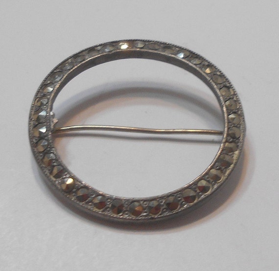 Vintage Silver Tone Marcasite Circle Brooch (216)… - image 2