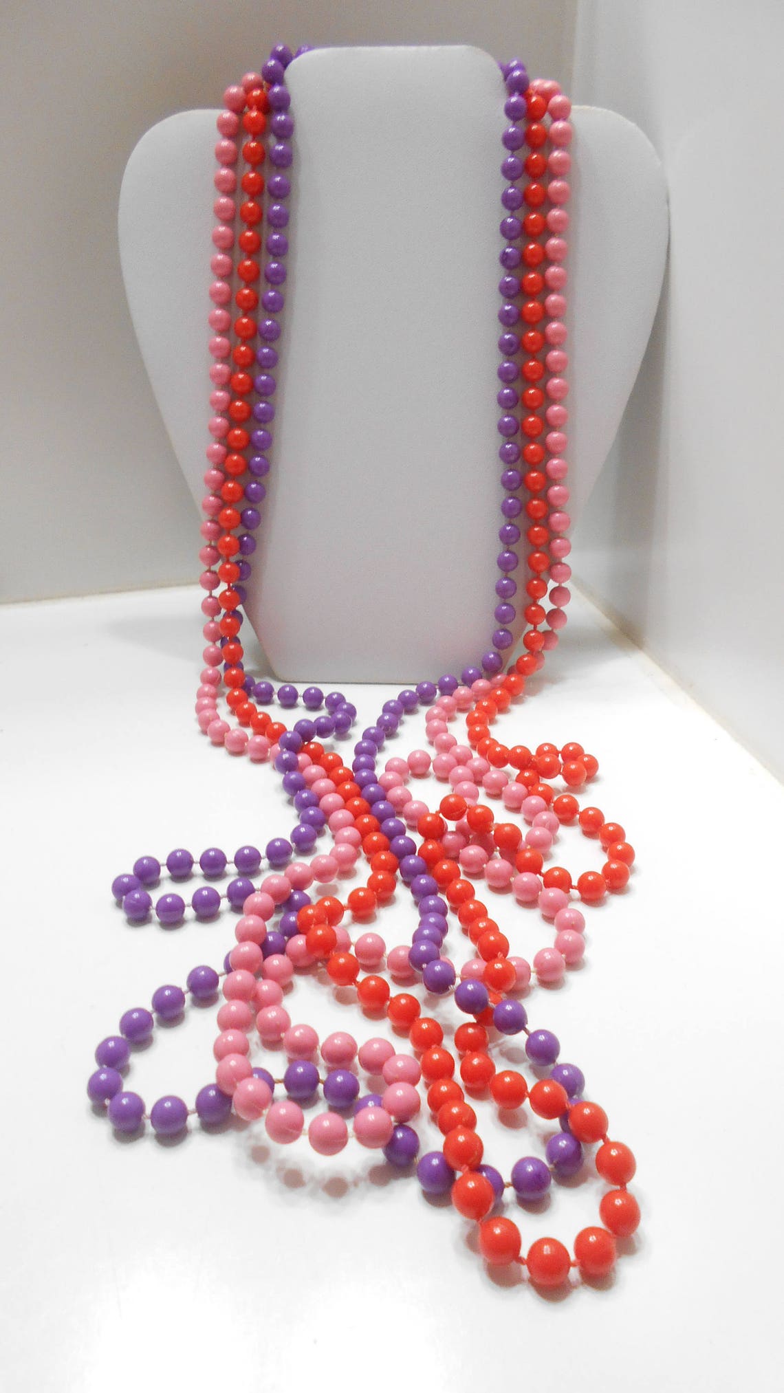 Three 3 Vintage Plastic Beaded Necklaces 1777 Red Pink & Etsy Israel