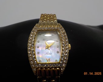 Vintage Armitron "Now" Women's Wrist Watch--Rhinestones (2071) Battery--Works Perfectly!!