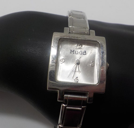Mudd quartz watch hotsell