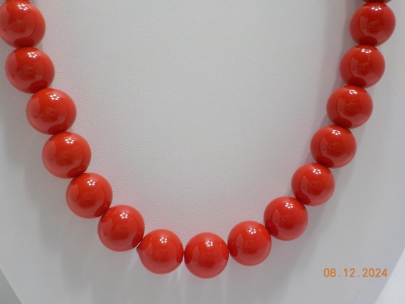 Vintage 10mm Red Beaded Necklace (1129) Single Strand