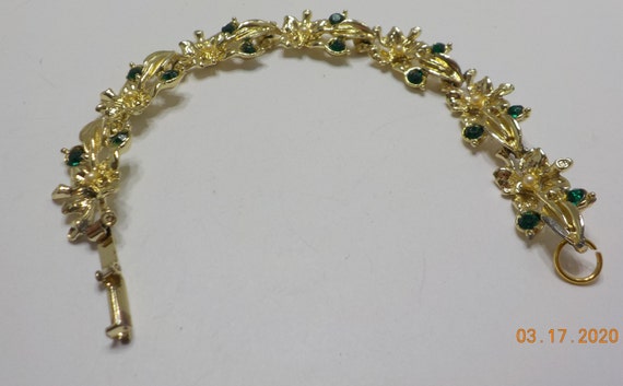 Vintage Green Rhinestone & Tiny Faux Pearl Bracel… - image 4