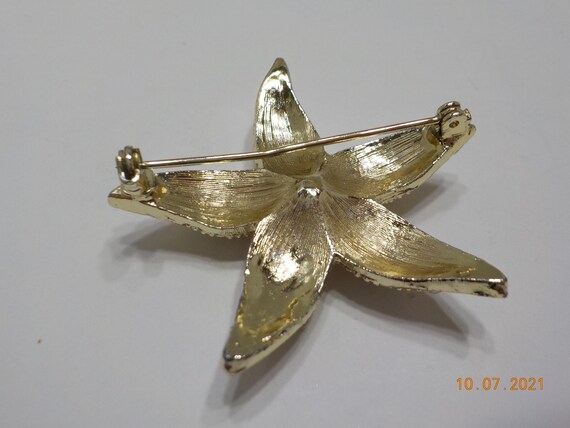 Vintage Faux Pearl Starfish Brooch (5572) Beachy!! - image 4