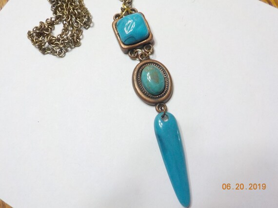 Vintage Faux Turquoise Pendant Necklace (329) - image 2