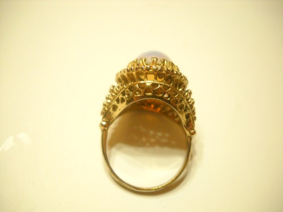 Vintage Faux Opal & Rhinestone Ring (5699) Size 7 - image 4