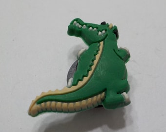 Vintage Green Plastic Alligator Or Crocodile Lapel Pin (1340) Florida Souvenir