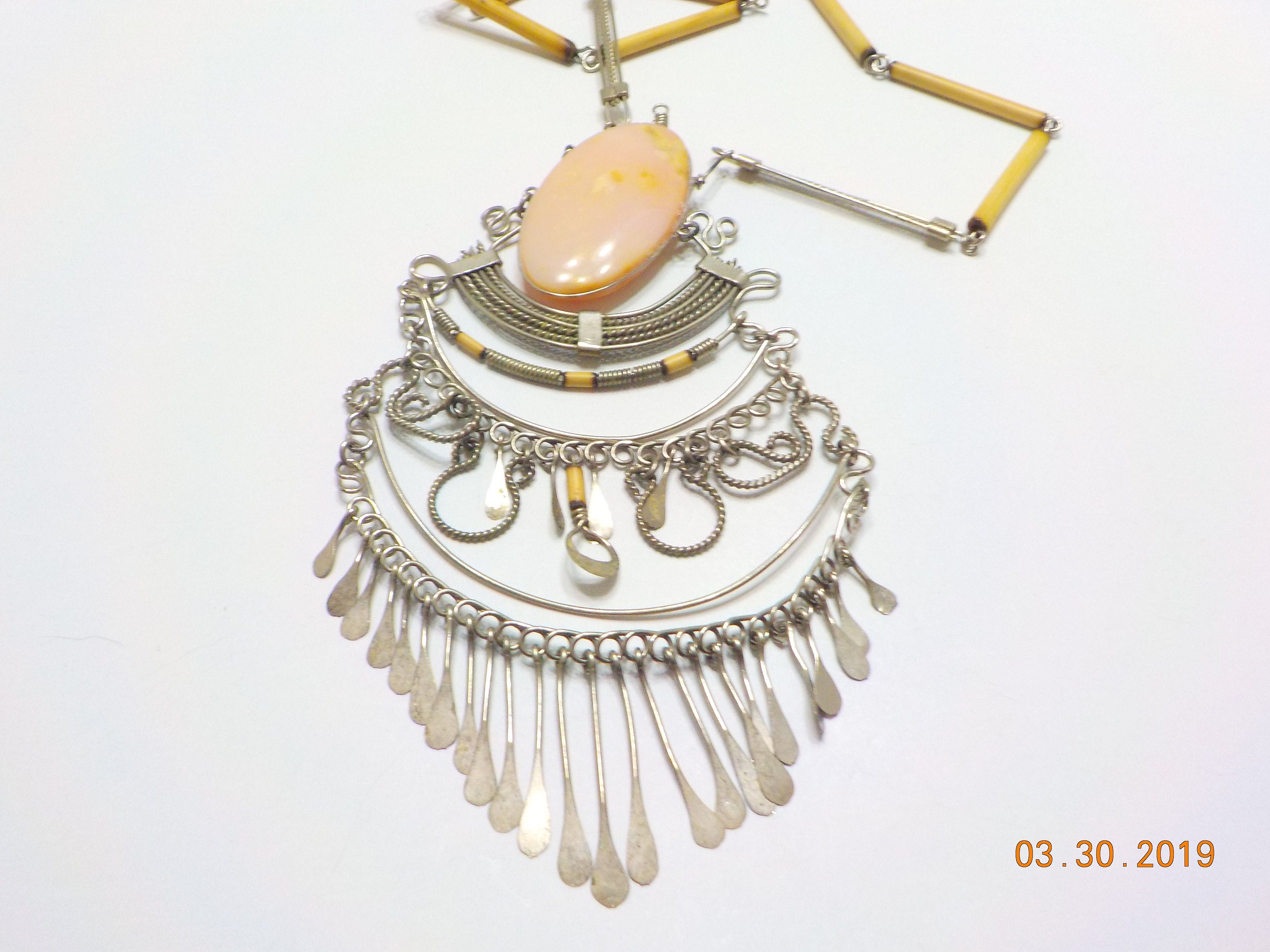 Vintage 34" Funky Dangling Necklace (9510) Pink Quartz