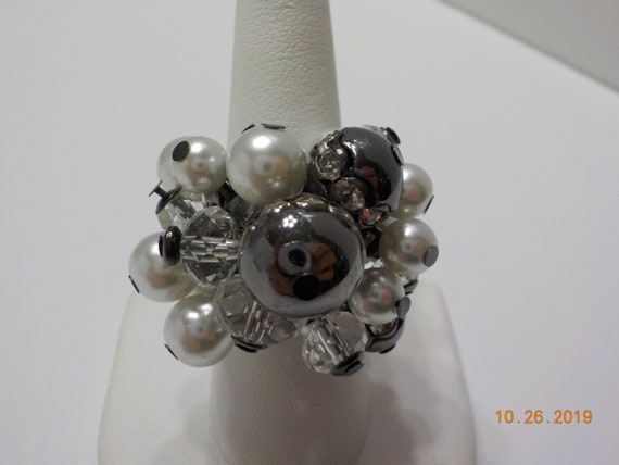 Vintage Faux Pearl Cluster Stretch Ring/Scarf Rin… - image 1