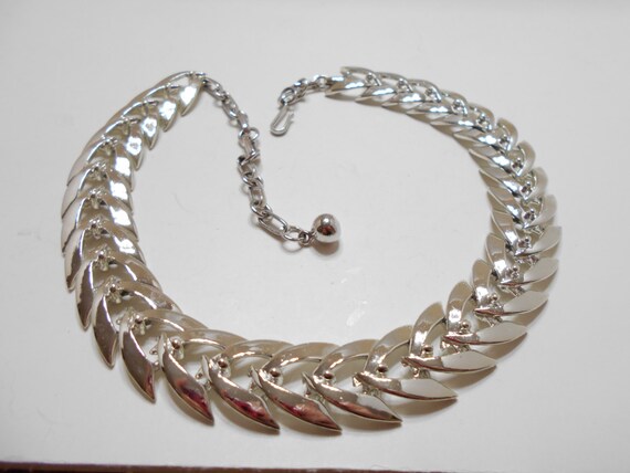 Vintage Coro Silver Tone Link Necklace (262) - image 3