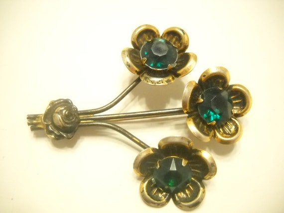 Vintage Bright Green Crystal Brooch (2545) - image 1