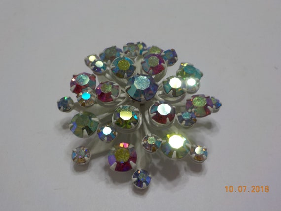 Gorgeous Sparkly Vintage Aurora Borealis Rhinesto… - image 2