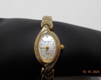 Vintage Waltham's Ladies Quartz Wrist Watch (3002) Japan Mvt--Works!! MOP Background