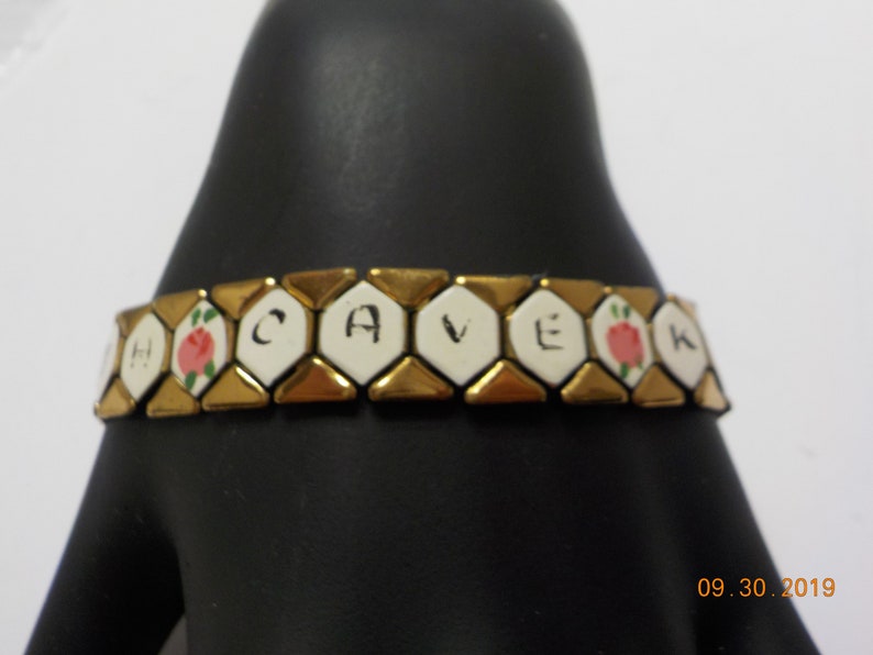 Vintage Gold Tone Hinged Bracelet Mammoth Cave 4153 Ky Hand Painted