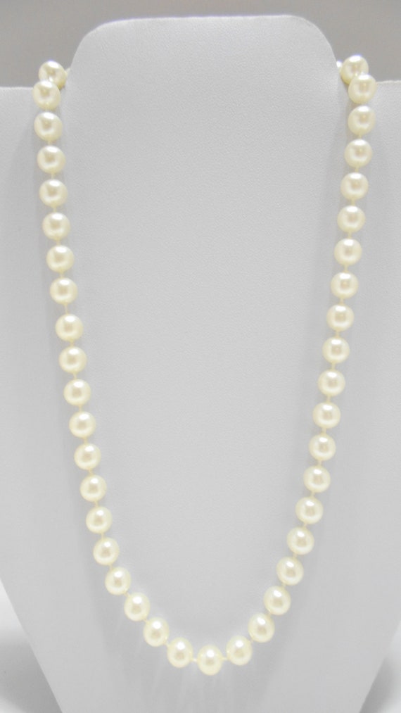 18" Dainty Faux Pearl Necklace (7605) 8mm