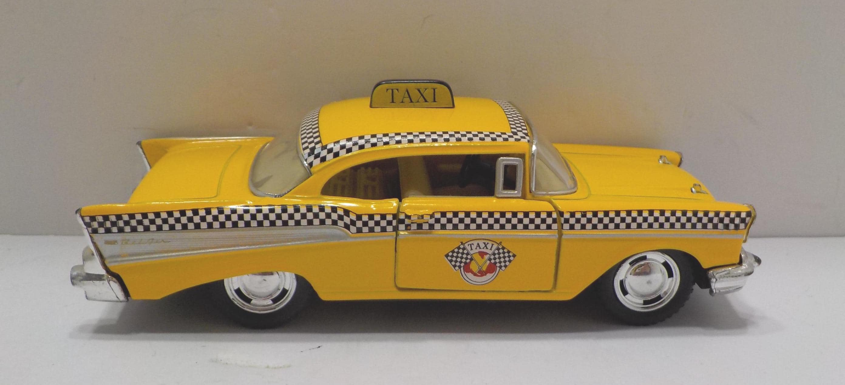 Vintage Kinsmart 1957 Chevrolet Bel Air (16-1) Taxi--1/40 Scale