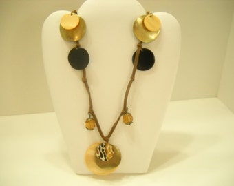 Vintage Funky Chunky Disc Necklace (2223)