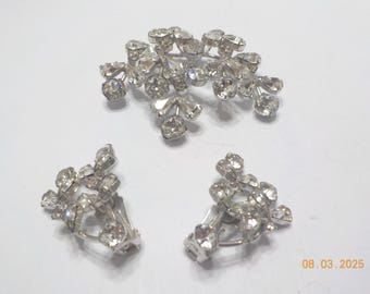 Vintage Weiss Demi Parure (8110) Brooch And Clip Earrings