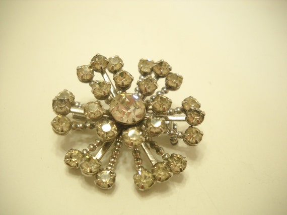 Vintage Fireworks Spectacular Rhinestone Brooch (… - image 2