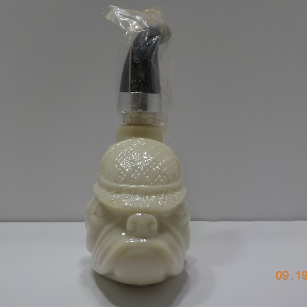 Vintage Avon Bulldog Pipe (7/17-D/33) Wild Country After Shave--Full Decanter
