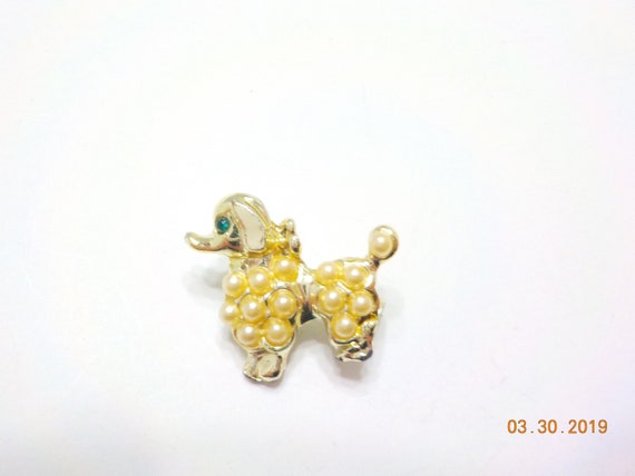 Vintage Tiny Gold Tone French Poodle Brooch (9304… - image 1