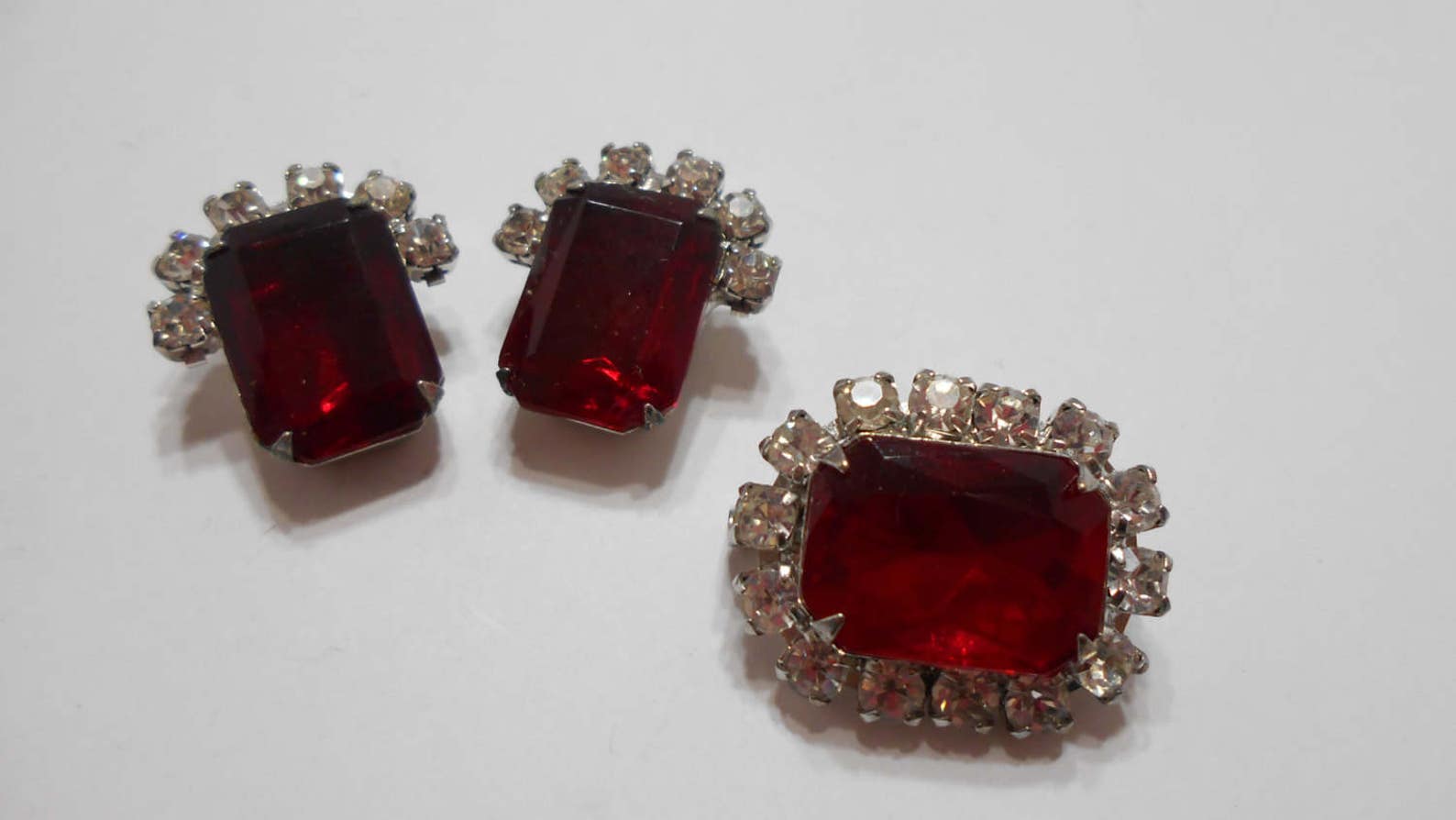 Vintage Red Rhinestone & Clear Rhinestone Demi Parure 4480 - Etsy