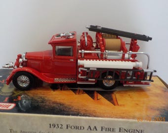 Vintage Matchbox Models Of Yesteryear Collectibles (28-1) 1932 Ford AA Fire Engine