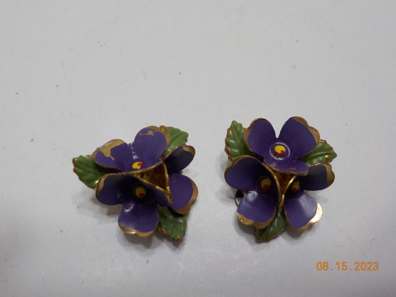 Vintage Austria---Gorgeous Clip Earrings (2219) P… - image 1