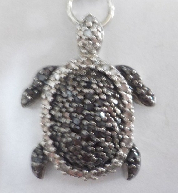 Vintage HN Heng Ngai Turtle Pendant Necklace (390… - image 2
