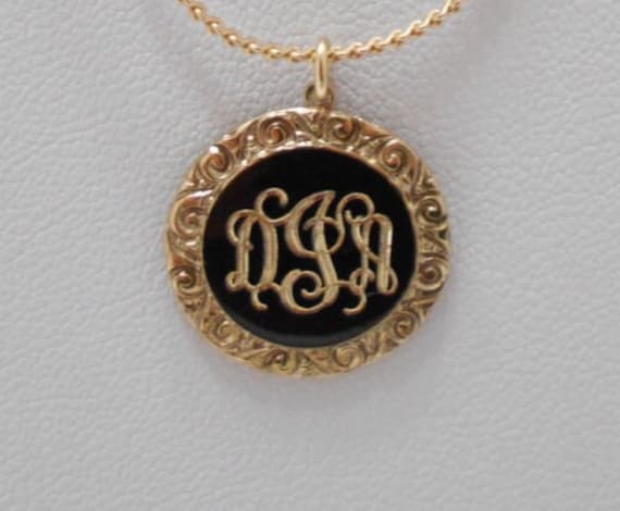 Vintage Gorgeous Monogrammed Pendant Necklace (7704) Looks Like "DJA"