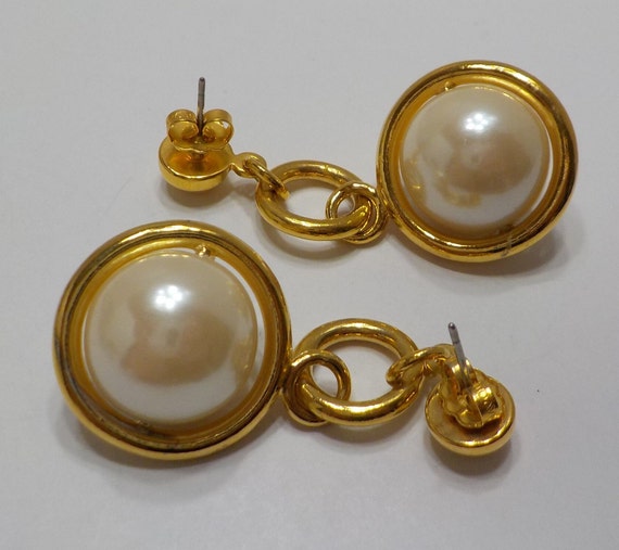 Vintage Avon Faux Pearl Earrings (3867) Pierced D… - image 4