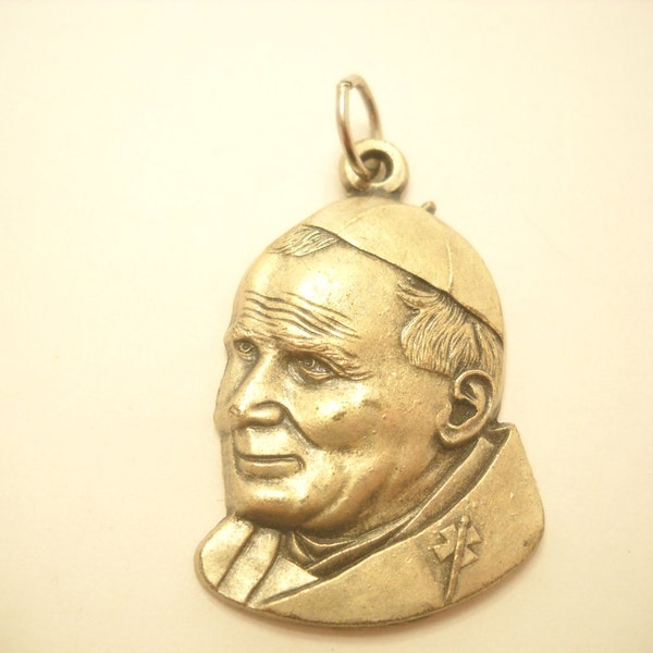 Vintage 3 Dimensional POPE JOHN PAUL  Pendant Made In Italy