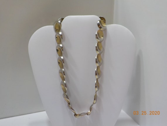 Vintage 17" Gold Tone Discs Necklace (9380) Indented Discs