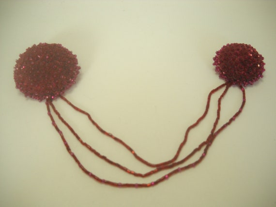 Vintage Bright Maroon Beaded Chatelaine (5778) Cla