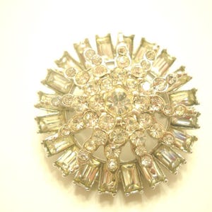 Vintage Gorgeous Sparkly Clear Rhinestone Brooch (2678)