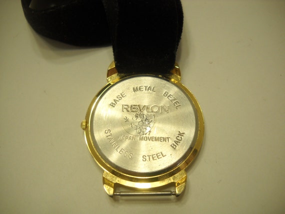 Vintage Revlon Quartz Watch Necklaceworks 271 Black Velveteen