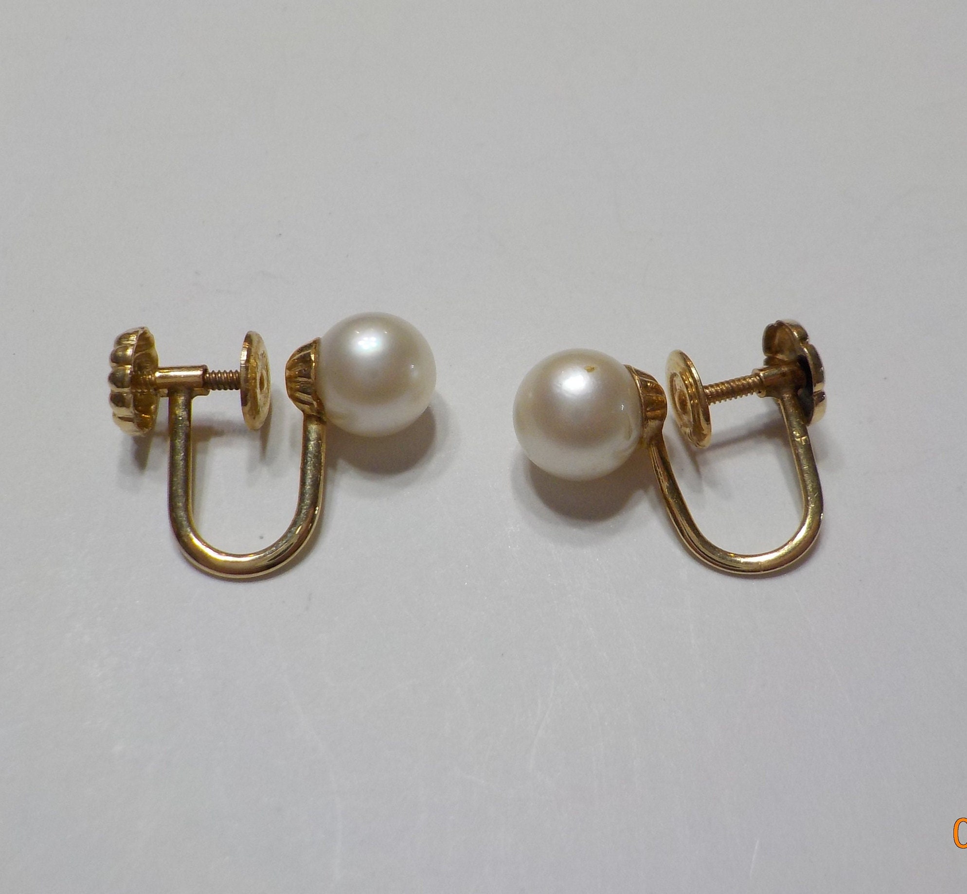 Vintage brass screw back earring component 1 loop with pronged setting –  Earthly Adornments