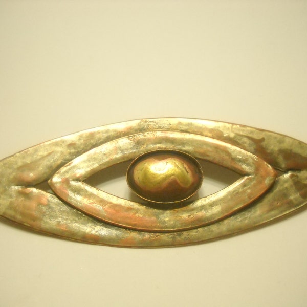 Vintage Funky Metal Brooch (2220) Resembling An Eye