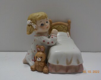 Vintage Homco Girl Figurine Praying At Bedtime (16-D) Home Interiors #1420