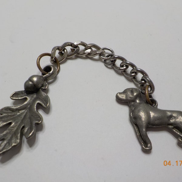 Vintage 1997 Seagull Pewter Canada (1422) Maple Leaf, Acorn & Dog Attached To 3" Chain