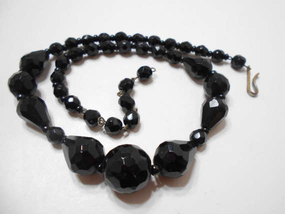 Vintage 15" Black Plastic Beaded Choker Necklace … - image 3