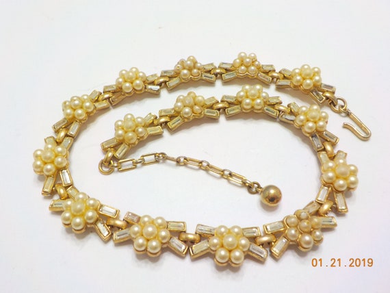 Vintage Trifari Faux Pearl & Rhinestone Choker Ne… - image 1