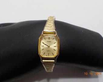 Vintage Women's Pulsar Quartz Wristwatch (3122) Speidel USA Stretch Band--Non-Working Watch--Needs Repair