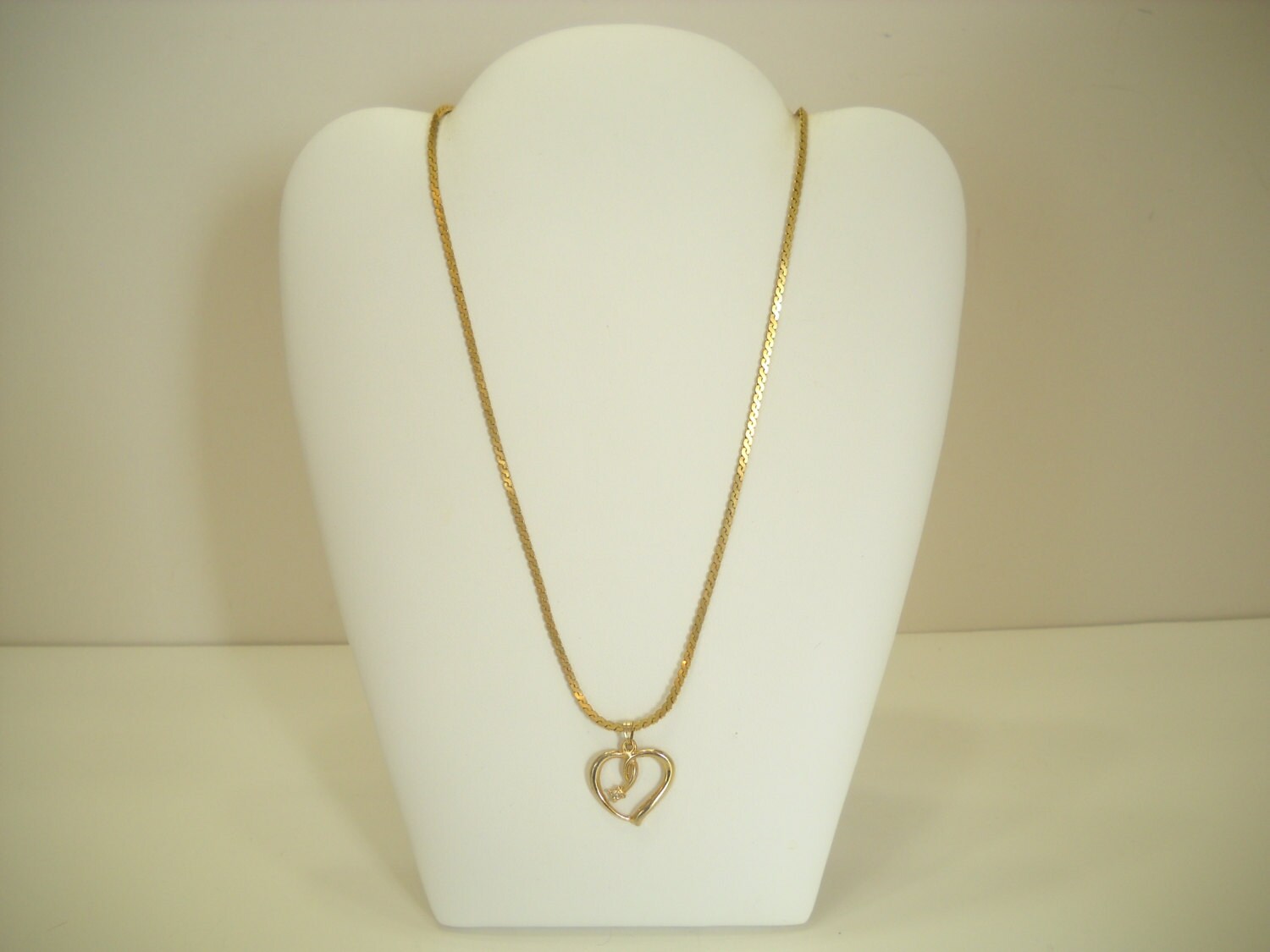 ★VINTAGE HOLLYWOOD★ 2way Essential Heart Necklace Vintage Heart Necklace - Waterproof + Hypoallergenic Jewelry