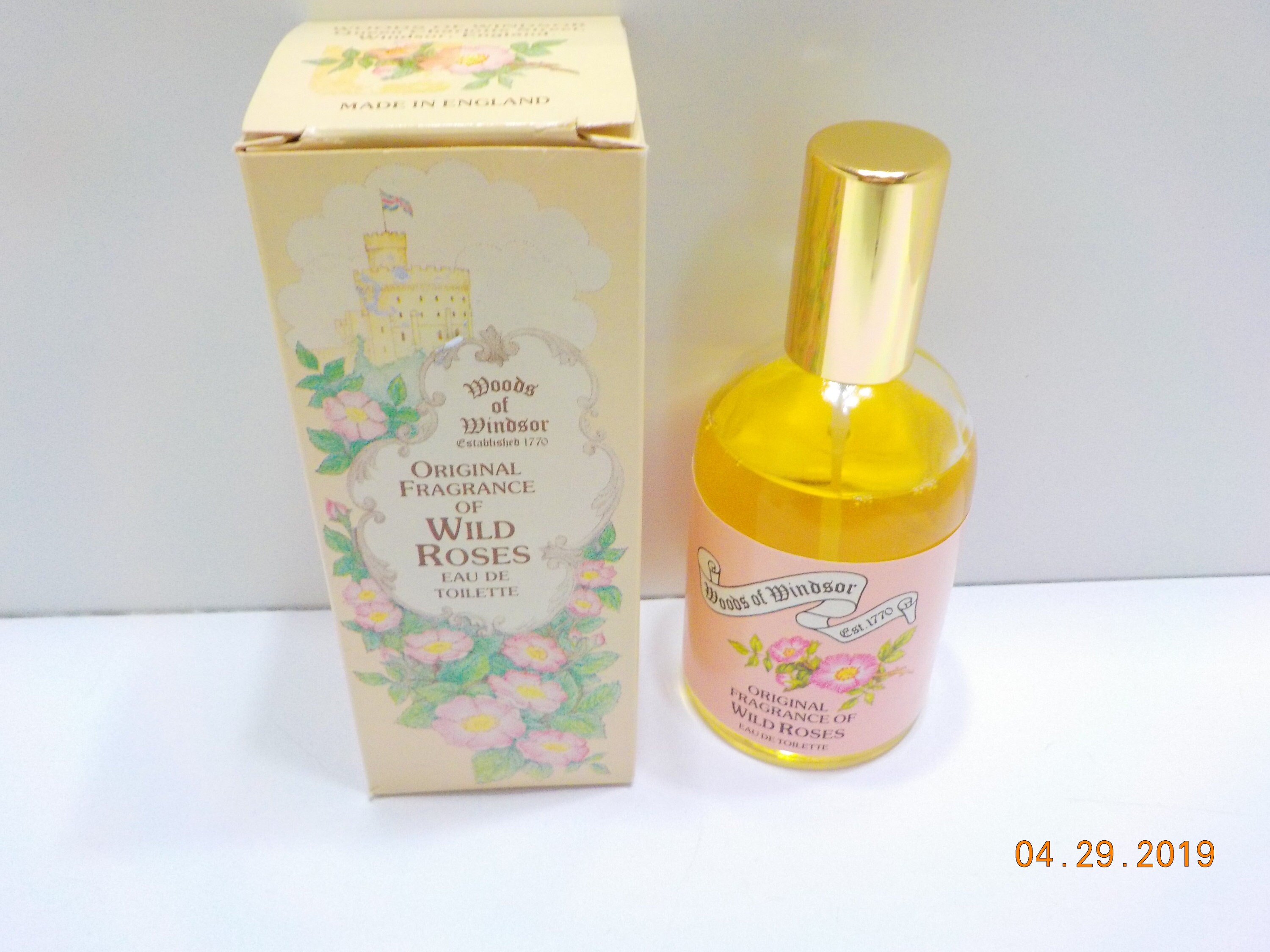 Vintage 1981 Woods of Windsor Wild Roses Eau De Toilette (18-3