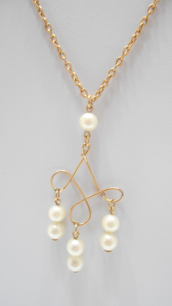Vintage Moonspun Faux Pearl Pendant Necklace (7544