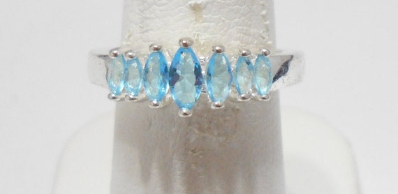 Vintage Blue Crystal Navette Ring (6107) Size 8.5 - image 3